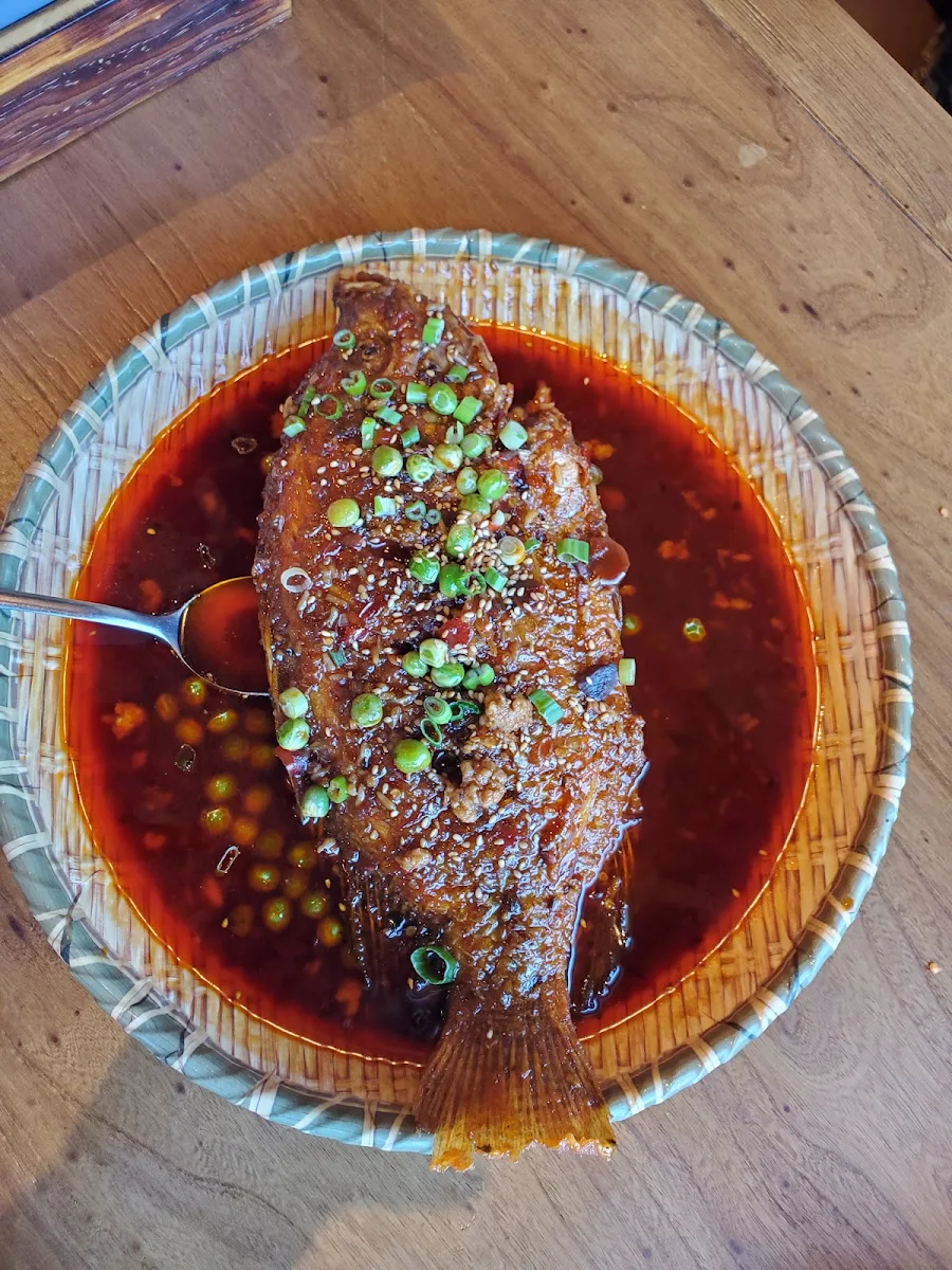 fish in chili sauce 忘不了干烧鱼